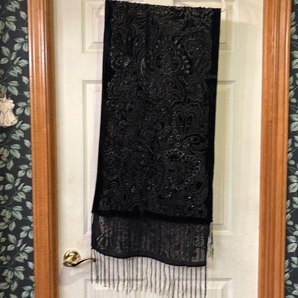 Burnout design wrap with fringe - Picture 1 of 6